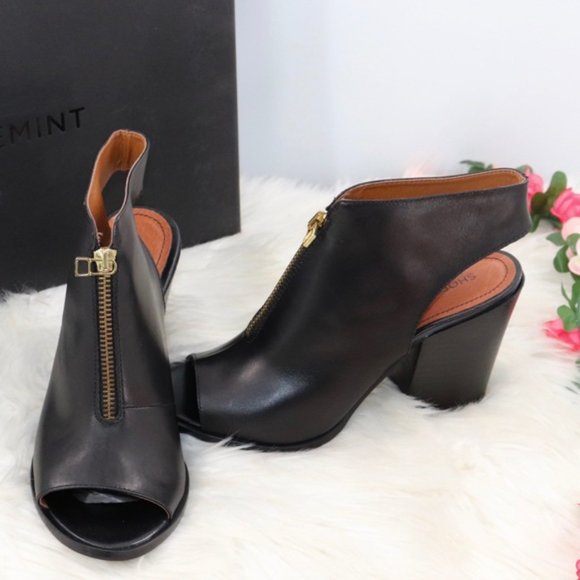 💎✨NEW✨💎 brand new in box - Picture 2 of 7